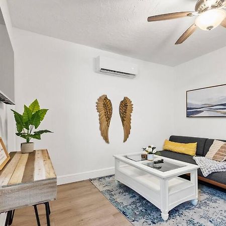 Intimate Casita Mia Minutes Away From Airport, Calle 8, Brickell, Coral Gables, The Beach And More! Miami Ngoại thất bức ảnh