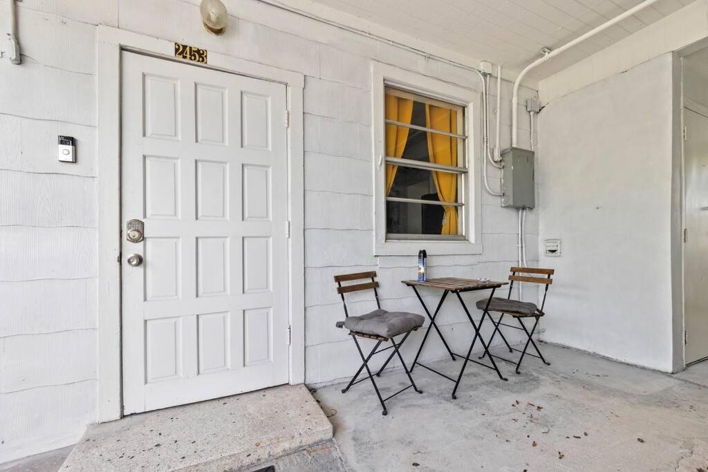 Intimate Casita Mia Minutes Away From Airport, Calle 8, Brickell, Coral Gables, The Beach And More! Miami Ngoại thất bức ảnh