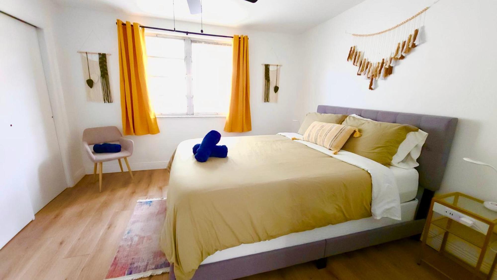 Intimate Casita Mia Minutes Away From Airport, Calle 8, Brickell, Coral Gables, The Beach And More! Miami Ngoại thất bức ảnh